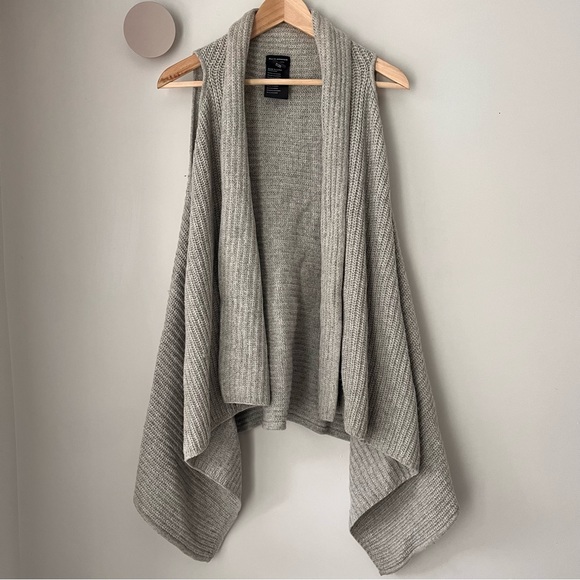 Club Monaco Wool cashmere vest wrap - Picture 1 of 4